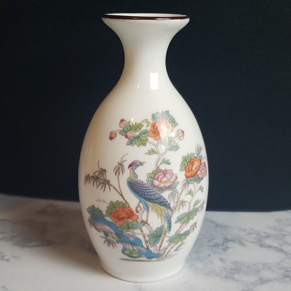 ‎Wedgewood Tiny Vase
